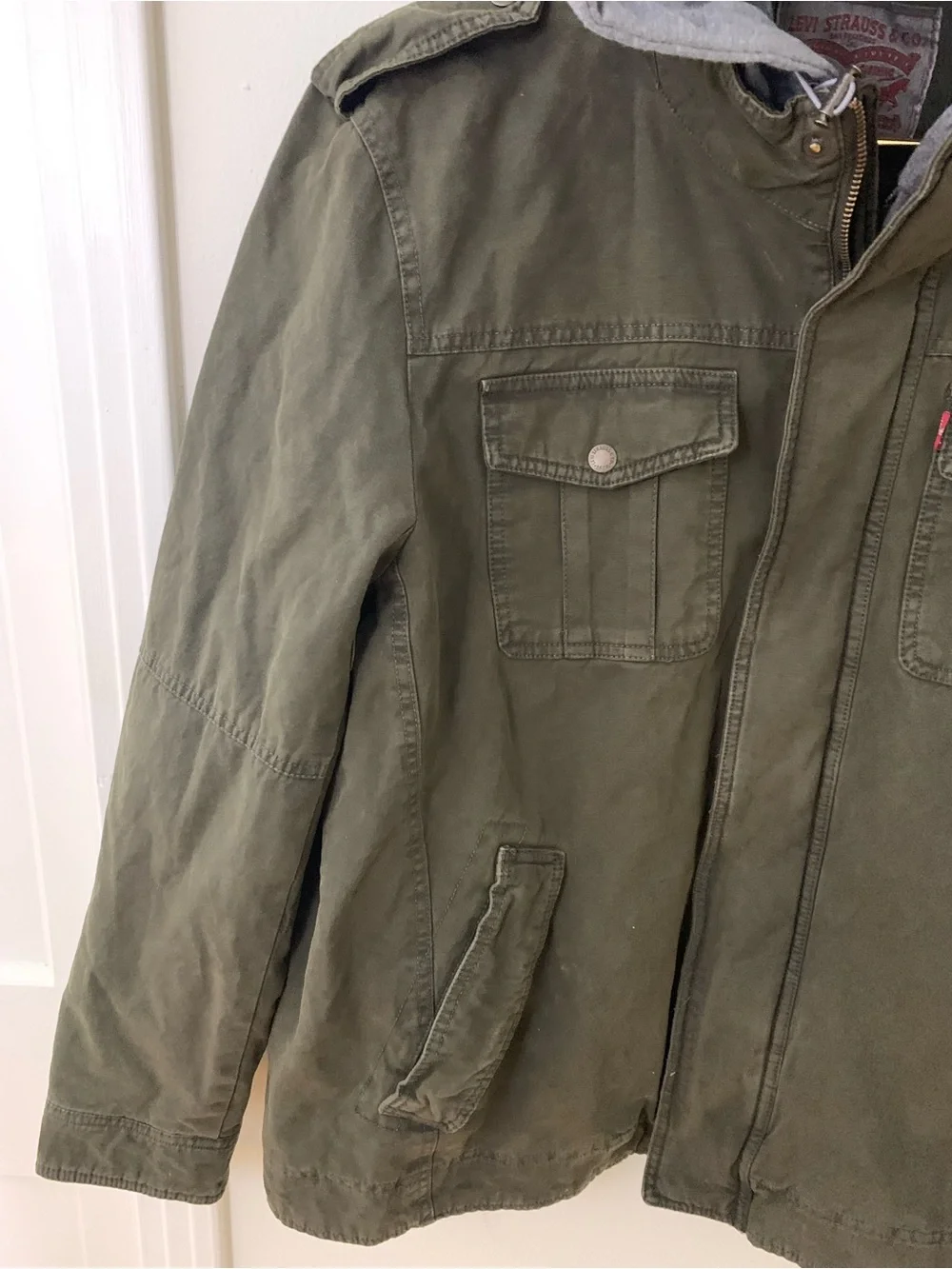 Levis lovely pre